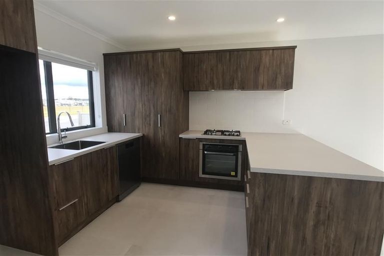 Photo of property in 86 Te Napi Drive, Takanini, 2112