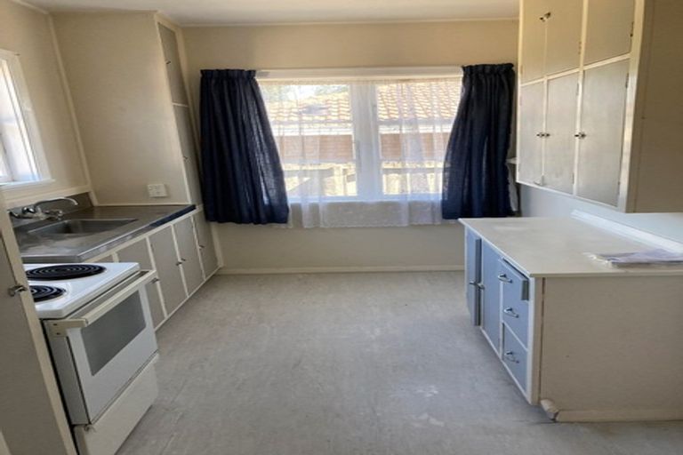 Photo of property in 35 Cumnor Terrace, Woolston, Christchurch, 8023