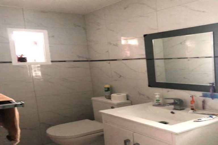 Photo of property in 18 Norana Avenue, Favona, Auckland, 2024