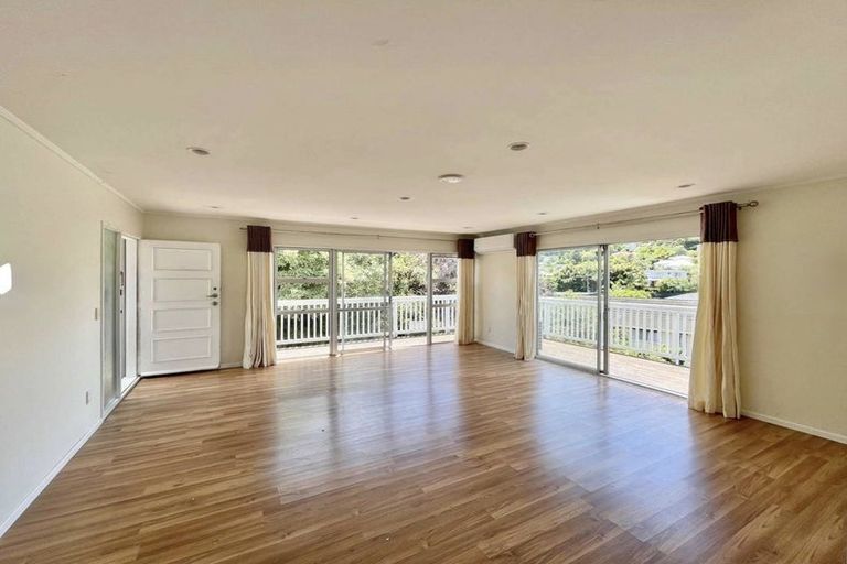 Photo of property in 45 Stapleford Crescent, Browns Bay, Auckland, 0630