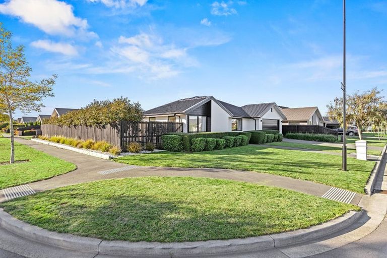 Photo of property in 10 Emma Street, Marshland, Christchurch, 8083