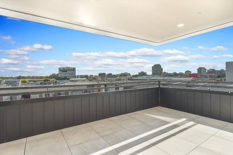 Photo of property in Parkhaven, 308/220u Tristram Street, Hamilton Central, Hamilton, 3204