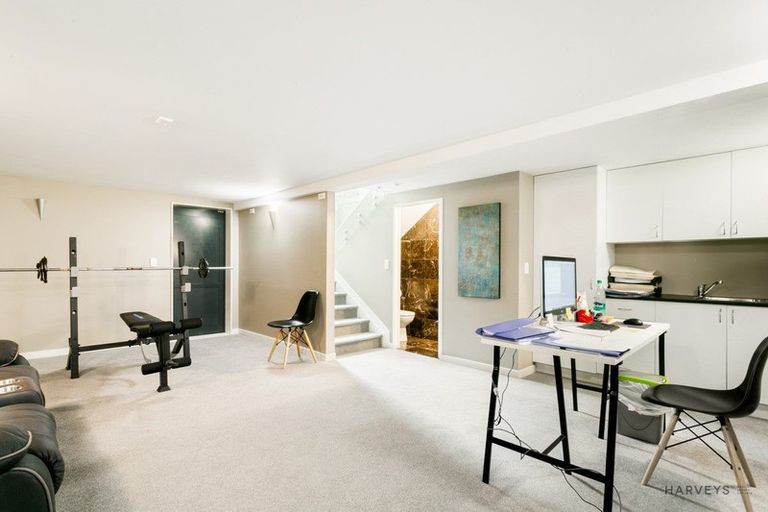 Photo of property in 13 Miha Road, Titirangi, Auckland, 0604