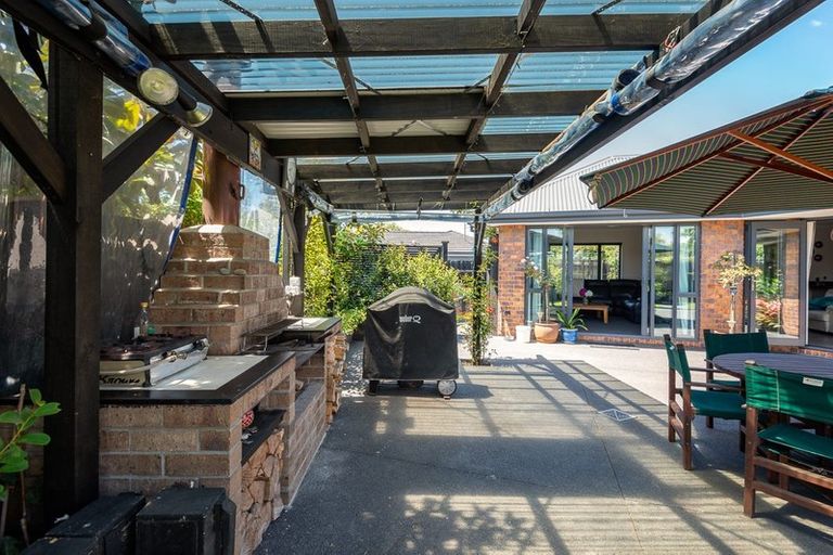 Photo of property in 186 Cashmere Road, Hoon Hay, Christchurch, 8025