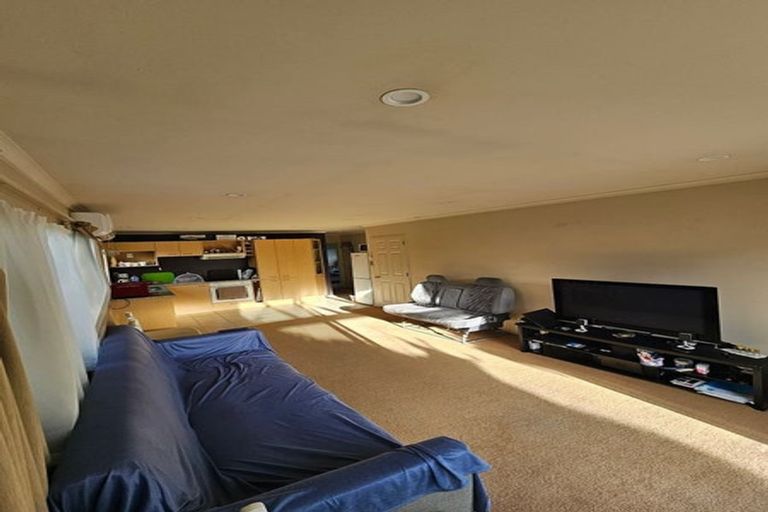 Photo of property in 38 Alexander Street, Cockle Bay, Auckland, 2014