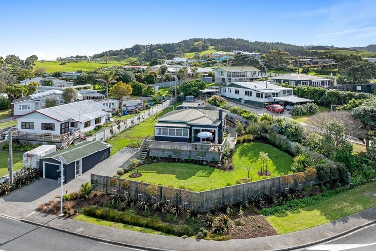 Photo of property in 26 Seatoun Avenue, Leigh, Warkworth, 0985