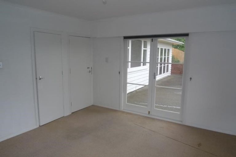 Photo of property in 31 Helston Road, Johnsonville, Wellington, 6037