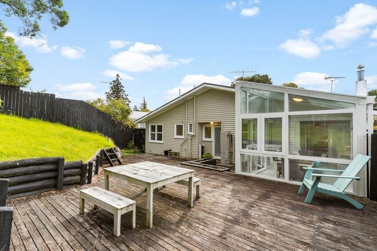 Photo of property in 6 Orion Place, Hillcrest, Auckland, 0627