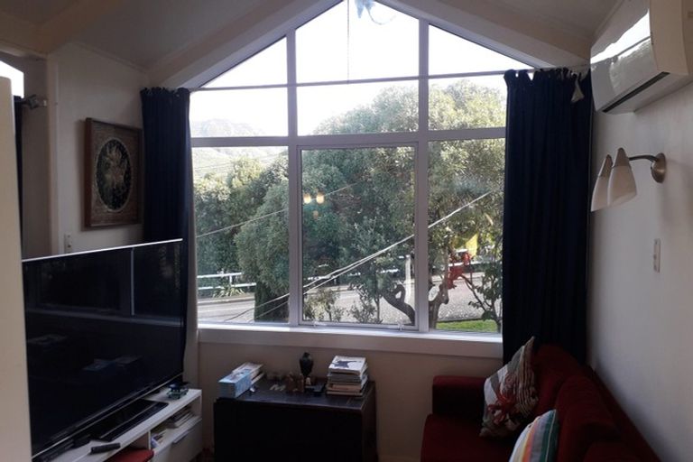 Photo of property in 9 Swansea Street, Khandallah, Wellington, 6035