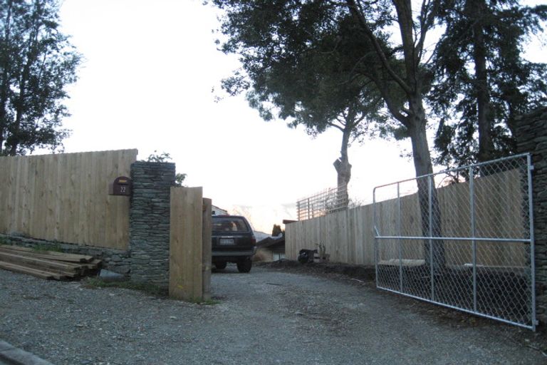 Photo of property in 22 Lomond Crescent, Queenstown, 9300