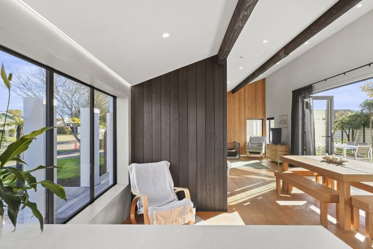 Photo of property in 19 Dunbarton Street, Redwood, Christchurch, 8051