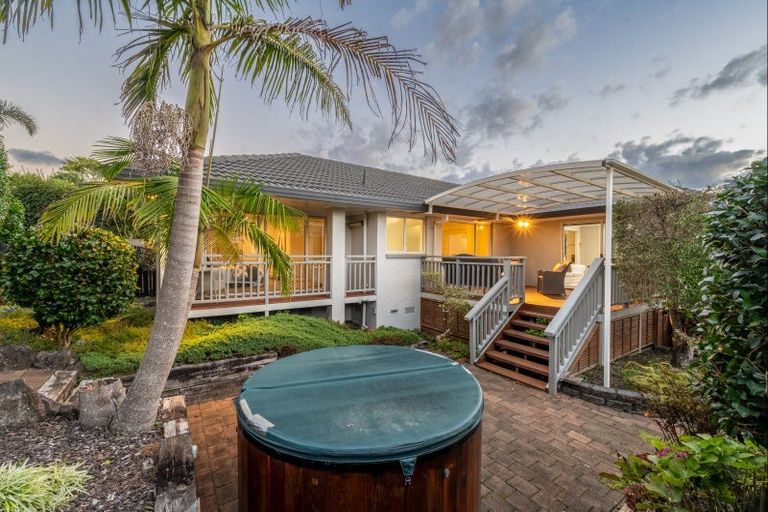 Photo of property in 36 Woodgers Way, Somerville, Auckland, 2014
