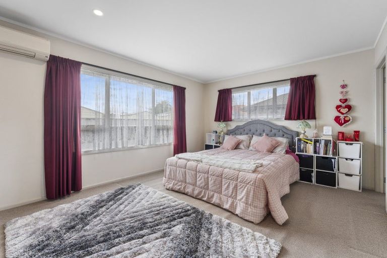 Photo of property in 14 Rugby Street, Levin, 5510