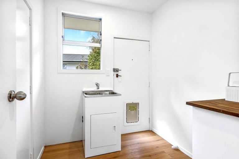 Photo of property in 2/99 Briggs Road, Shirley, Christchurch, 8052