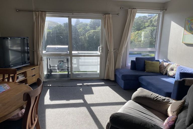 Photo of property in 5/12 Thornley Street, Titahi Bay, Porirua, 5022