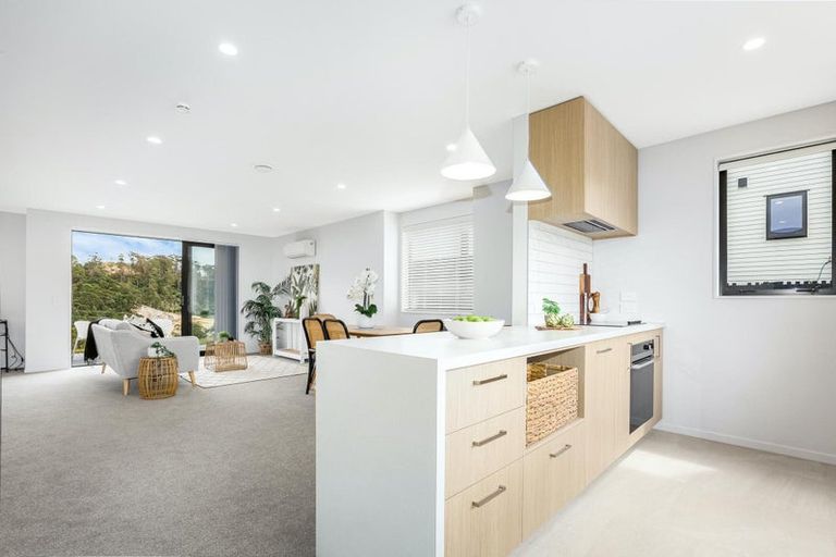 Photo of property in 42 Turtleback Avenue, Whitby, 5024