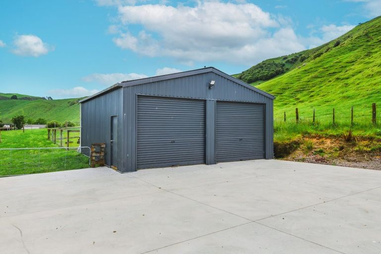 Photo of property in 40 Grant Road, Kinloch, Taupo, 3385