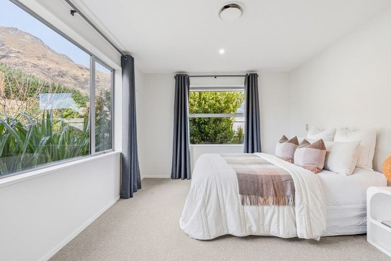 Photo of property in 51 Risinghurst Terrace, Lower Shotover, Queenstown, 9304