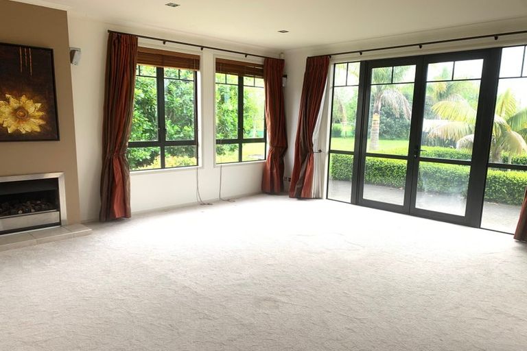 Photo of property in 28 Ockleston Landing, Hobsonville, Auckland, 0618