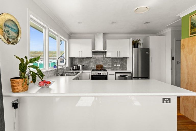 Photo of property in 21 Armour Place, Onekawa, Napier, 4110