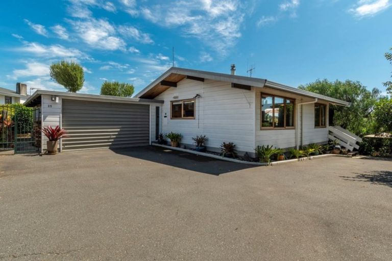 Photo of property in 25 Linklater Avenue, Bellevue, Tauranga, 3110
