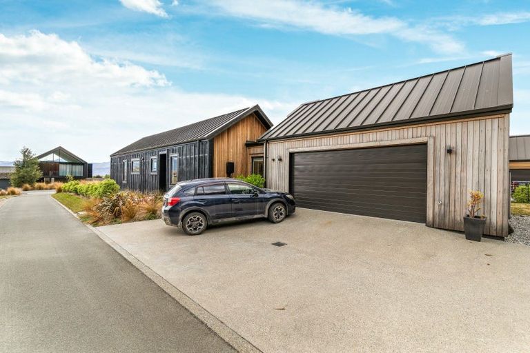 Photo of property in 19 Glenfiddich Road, Jacks Point, Queenstown, 9371
