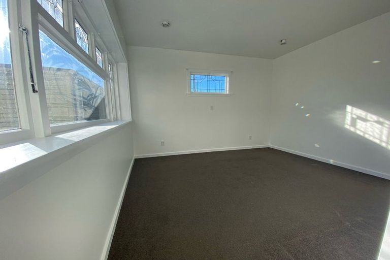 Photo of property in 8 Kahu Road, Riccarton, Christchurch, 8041