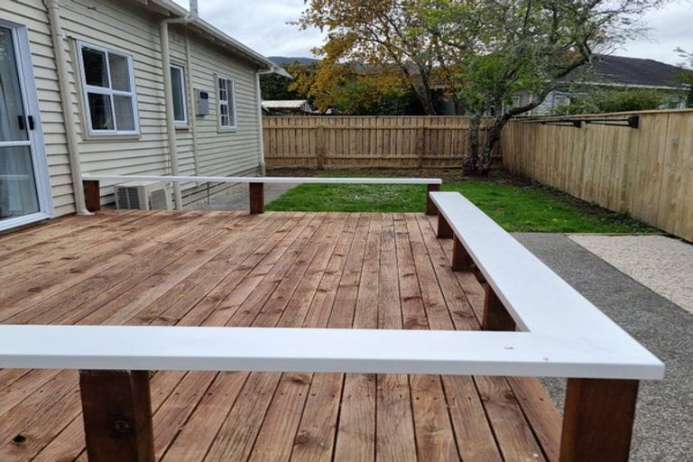 Photo of property in 25a Palmer Crescent, Silverstream, Upper Hutt, 5019