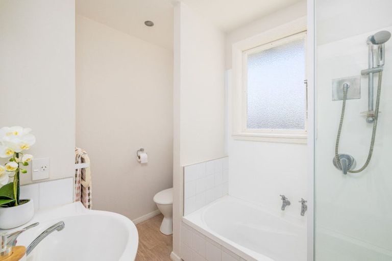 Photo of property in 26 Guildford Street, Burnside, Christchurch, 8053