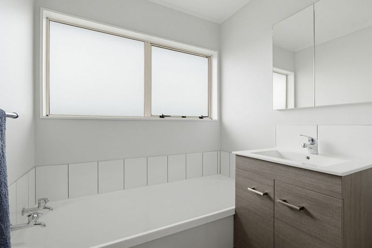 Photo of property in 1308 Jellicoe Street, Mayfair, Hastings, 4122
