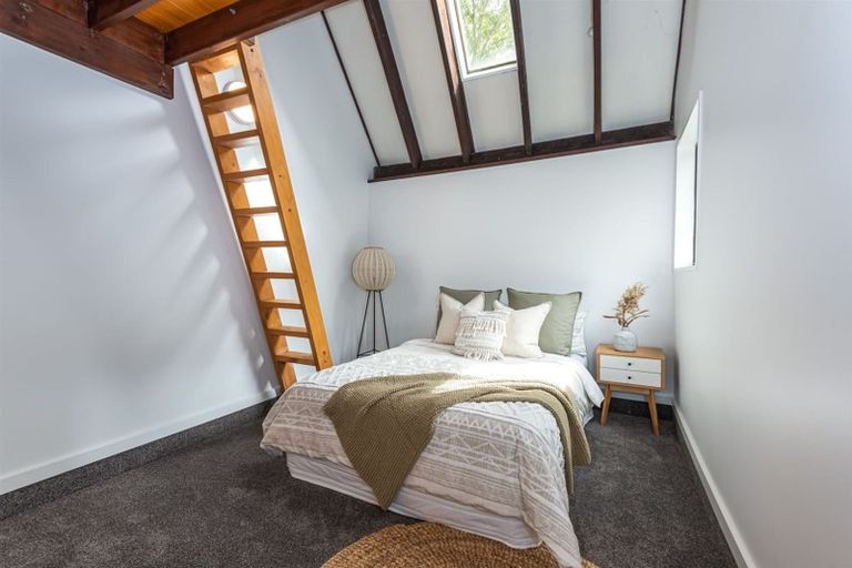 Photo of property in 198 Riverlaw Terrace, Saint Martins, Christchurch, 8022