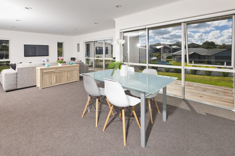 Photo of property in 1 Pinehurst Close, Te Kamo, Whangarei, 0112