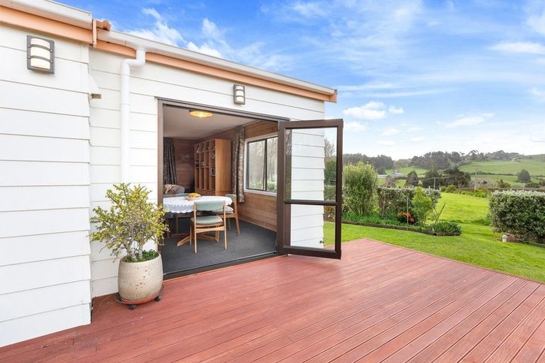 Photo of property in 29 Lawrence Road, Tuakau, 2694