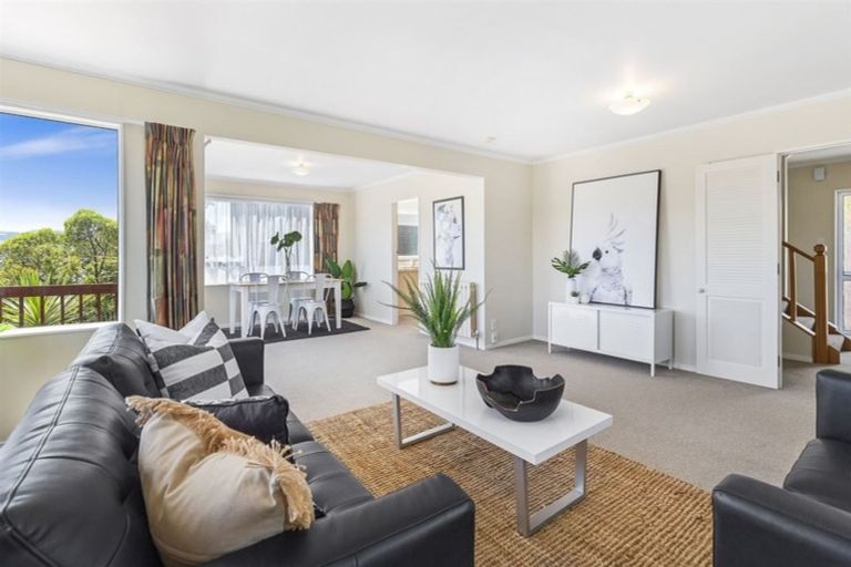Photo of property in 5/2 The Top Gallant, Whitby, Porirua, 5024