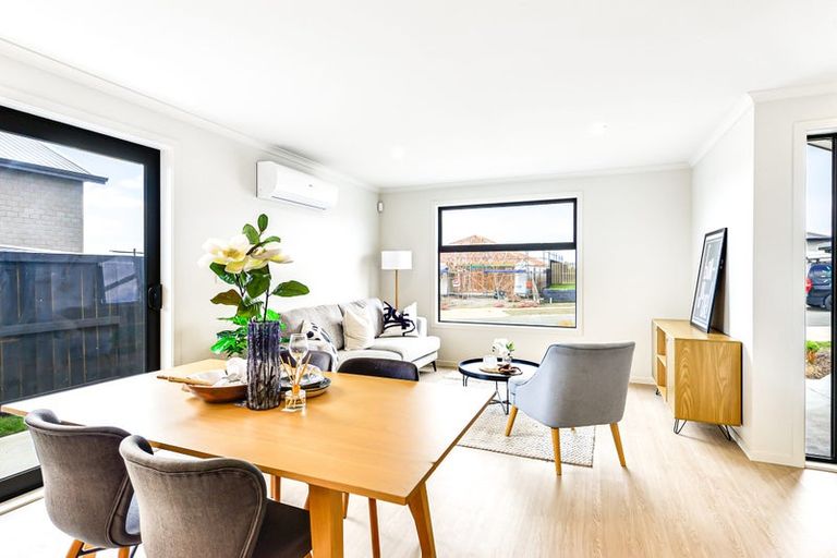 Photo of property in 10 Oralee Terrace, Peacocke, 3206