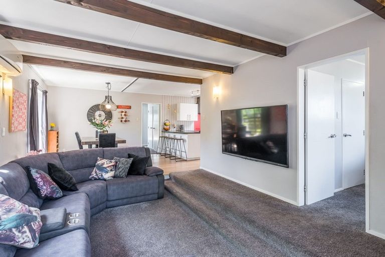 Photo of property in 82 Gray Avenue, Paraparaumu Beach, Paraparaumu, 5032