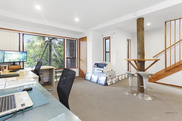 Photo of property in 18 Tainui Road, Titirangi, Auckland, 0604