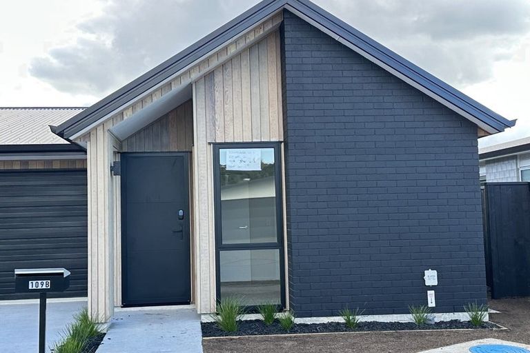 Photo of property in 109b Awataha Crescent, Pyes Pa, Tauranga, 3173
