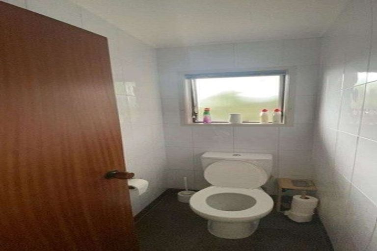 Photo of property in 14 Imogene Way, Half Moon Bay, Auckland, 2012