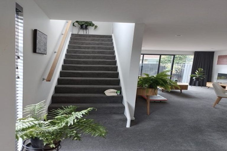 Photo of property in 52c Picton Avenue, Riccarton, Christchurch, 8011