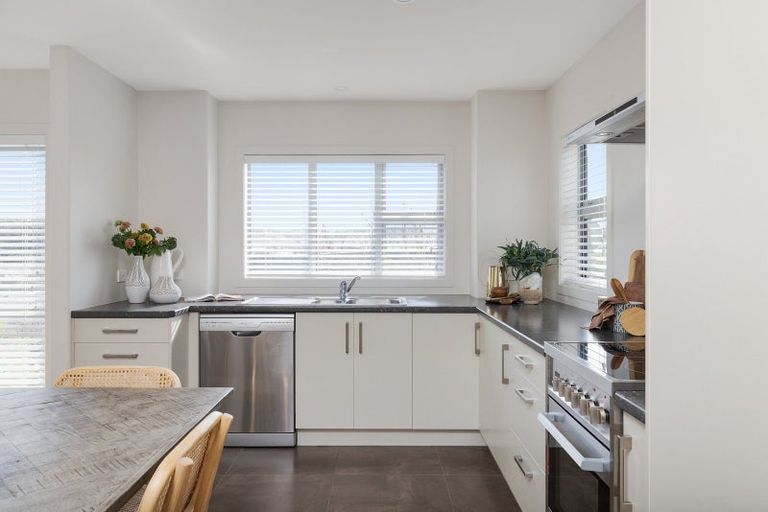 Photo of property in 127 Kennedy Road, Pyes Pa, Tauranga, 3112