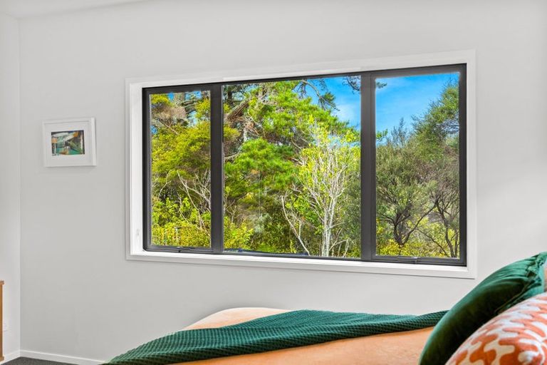 Photo of property in 75 Glenvar Ridge Road, Long Bay, Auckland, 0630