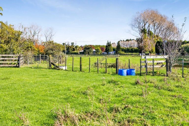 Photo of property in 1225 Egmont Road, Egmont Village, New Plymouth, 4372