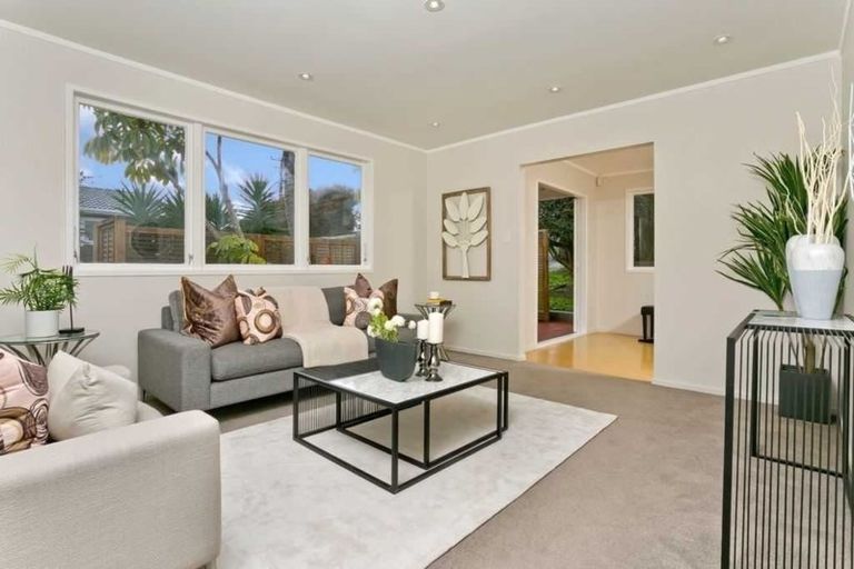 Photo of property in 54 Stanley Road, Glenfield, Auckland, 0629