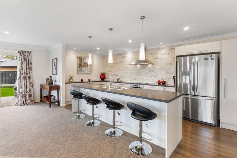 Photo of property in 12 Hampstead Close, Rangiora, 7400