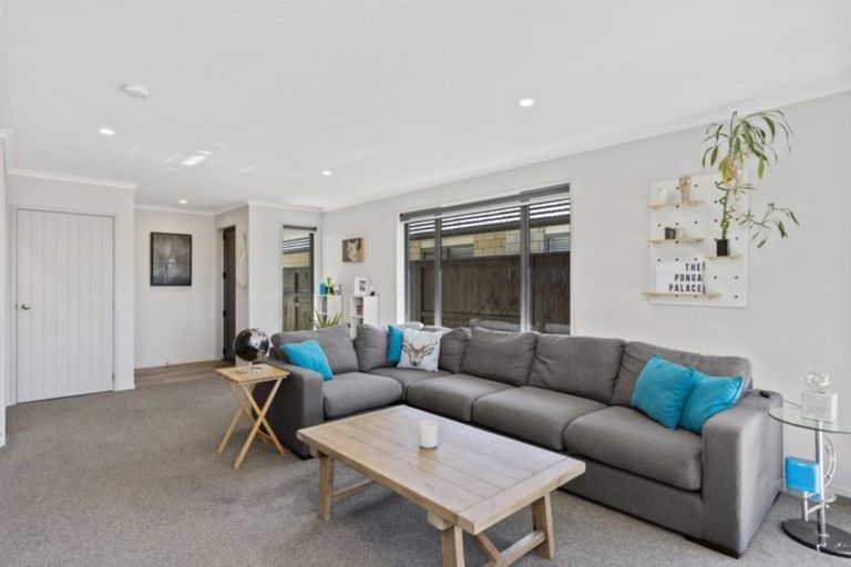 Photo of property in 15 Ponga Place, Papamoa Beach, Papamoa, 3118