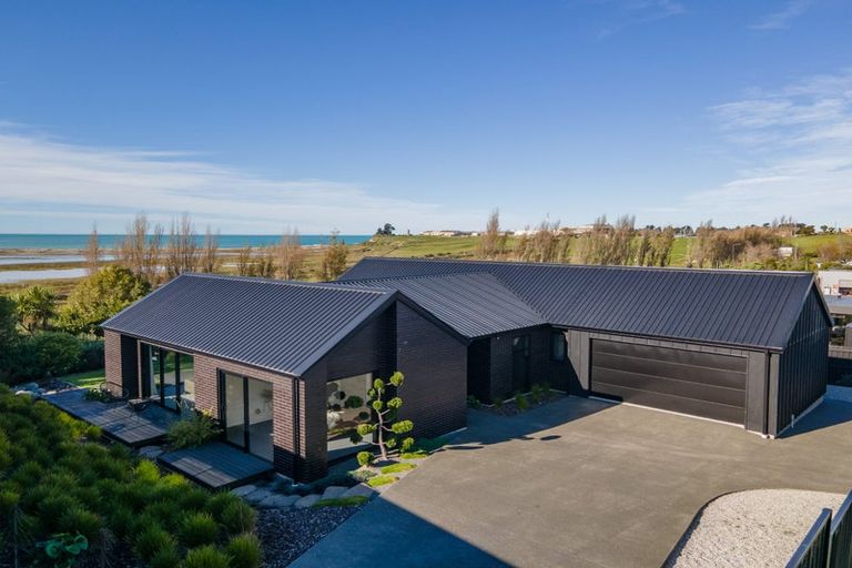 Photo of property in 13 Lancewood Terrace, Oceanview, Timaru, 7910
