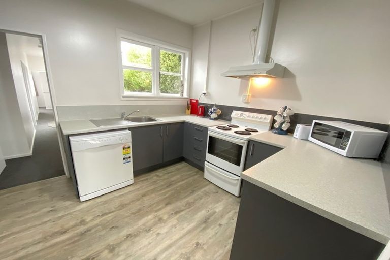 Photo of property in 34 Wainui Street, Riccarton, Christchurch, 8041