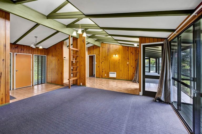 Photo of property in 4 Quin Crescent, Hawera, 4610