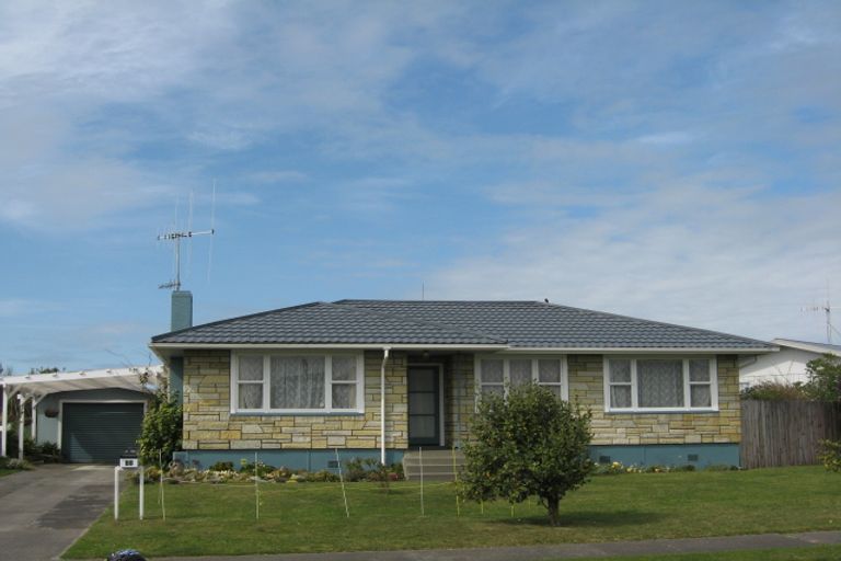 Photo of property in 39 Lee Street, Castlecliff, Whanganui, 4501